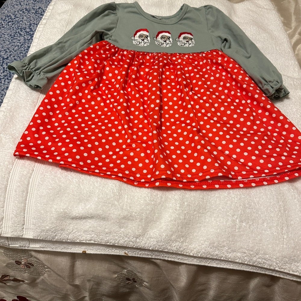 Boutique toddler girls Christmas dress w/ santa faces red polka dot bottom sz 3